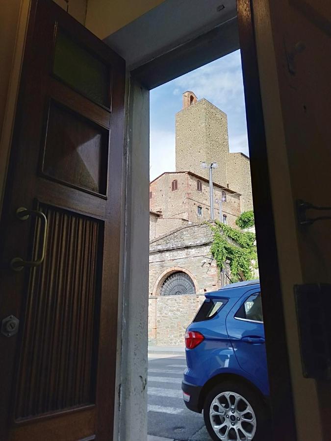 La Casa Di Elisa Apartment Vinci Bagian luar foto