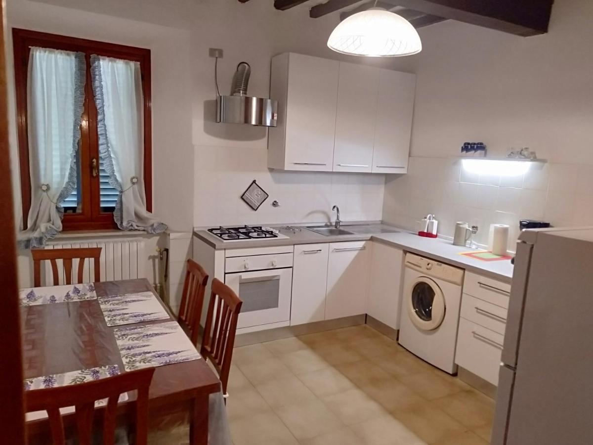La Casa Di Elisa Apartment Vinci Bagian luar foto